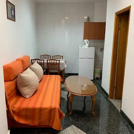 Daire Azra Makarska