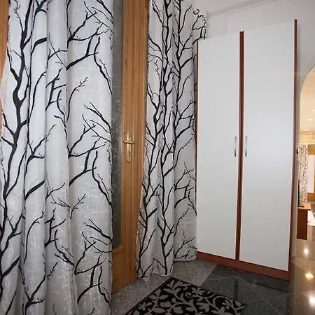 Appartement Azra *